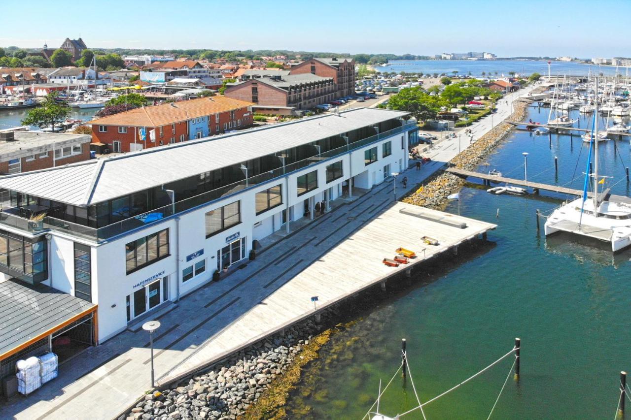 Captain'S Home Heiligenhafen Exterior foto